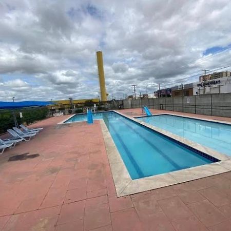 Apto Para Ate 4 Pessoas,Otima Localizacao, Area De Lazer Com Conveniencia E Piscina Para Crianca Petrolina Buitenkant foto